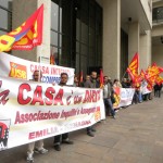 manganellate contro lavoratori e inquilini resistenti: la politica di Errani (emilia romagna)